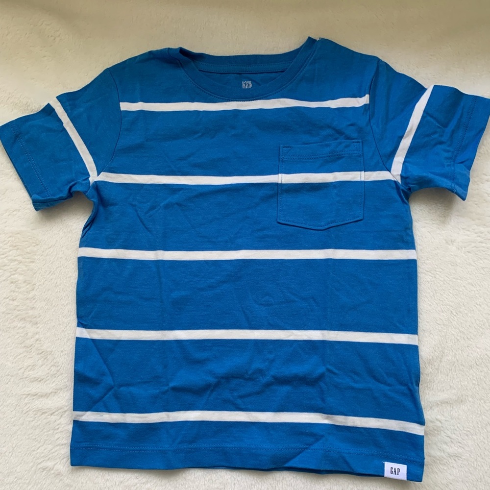 🔵NWOT🔵 BabyGAP Blue & White Striped T-Shirt- Size Toddler 4